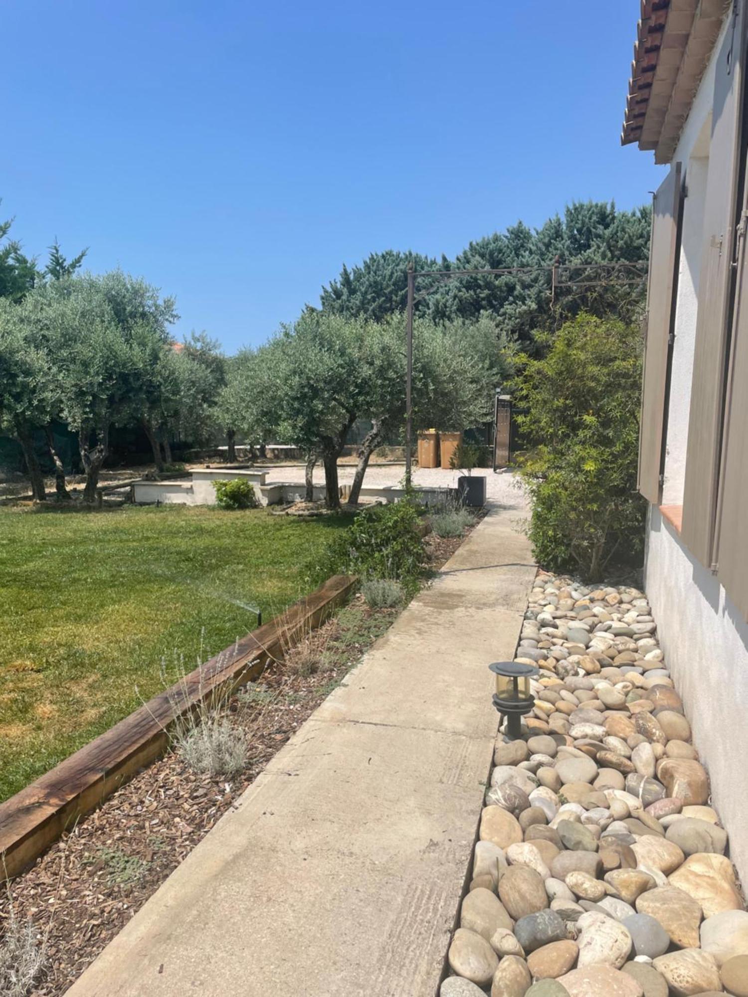 Villa Le Luberon Mérindol Exterior foto